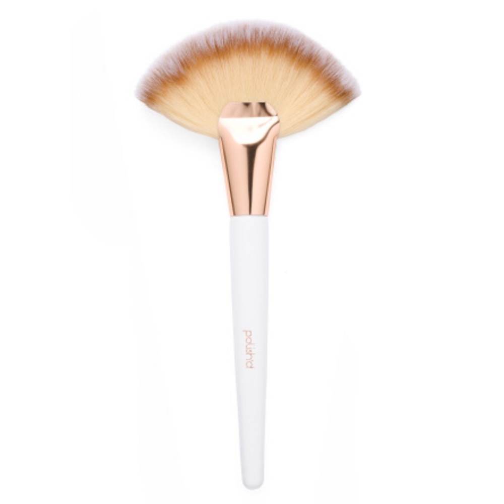 Polish’d Lg Highlighting Fan Brush - Versatile